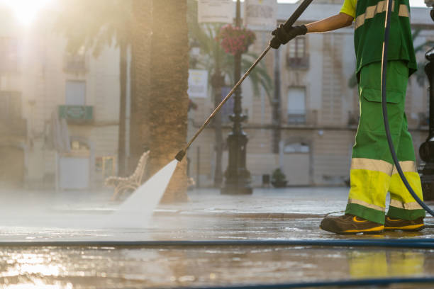 Best Animal Enclosure Cleaning  in Woonsocket, RI
